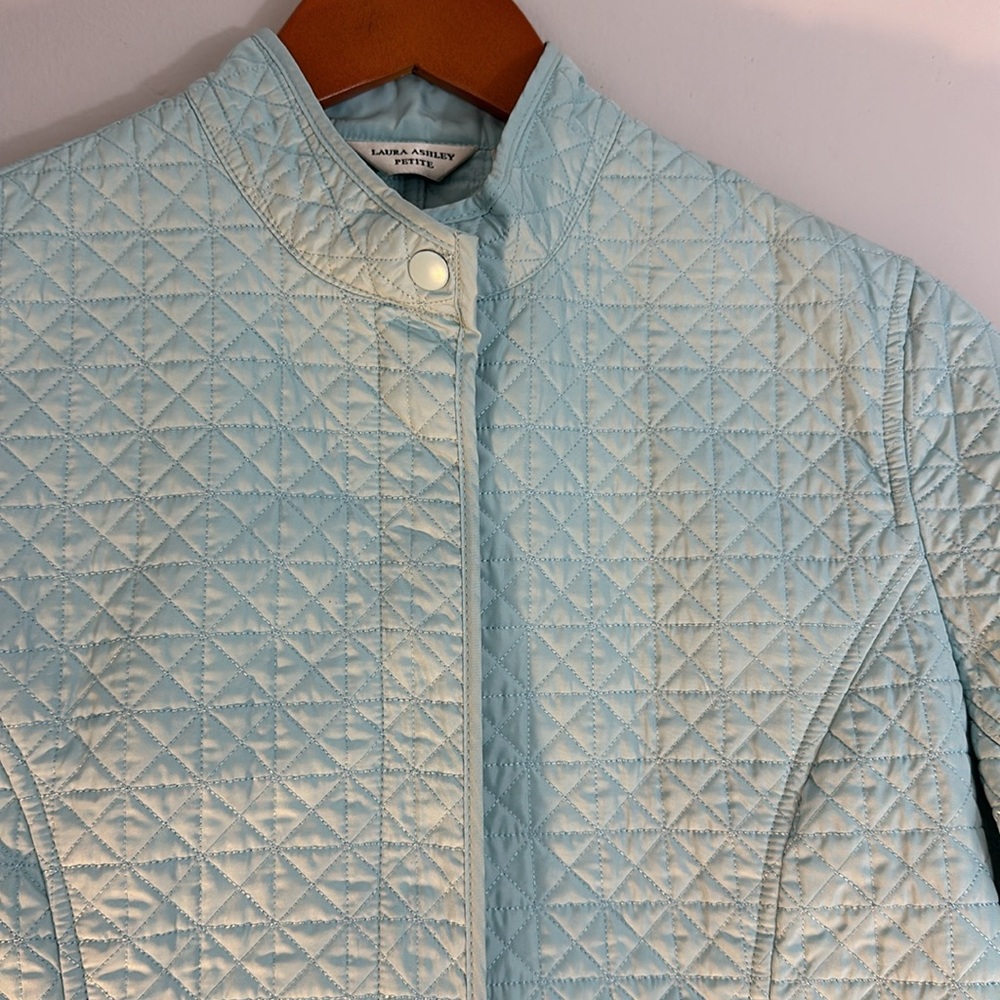 Laura Ashley Blue Quilted Jacket size MP - Picture 3 of 10